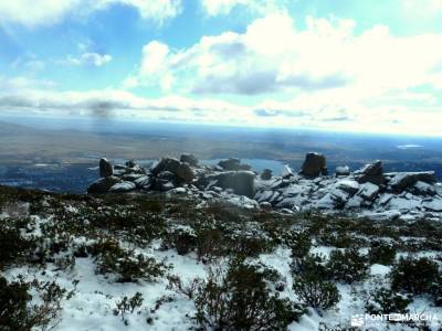 El Yelmo,La Pedriza;senderos y cascadas grupos trekking rutas por avila